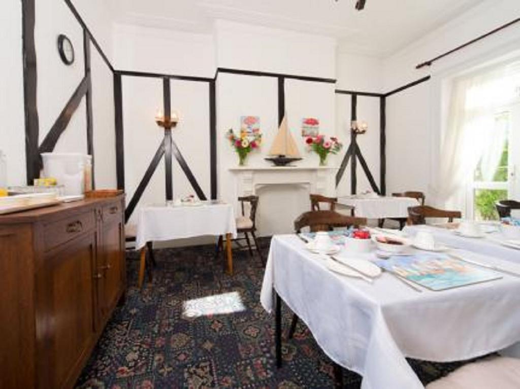 Sandy Bay Guest House Bournemouth Ngoại thất bức ảnh