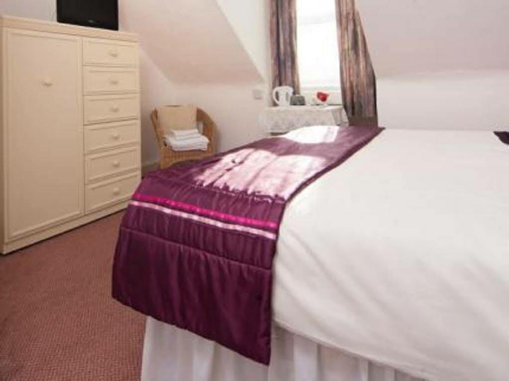 Sandy Bay Guest House Bournemouth Ngoại thất bức ảnh