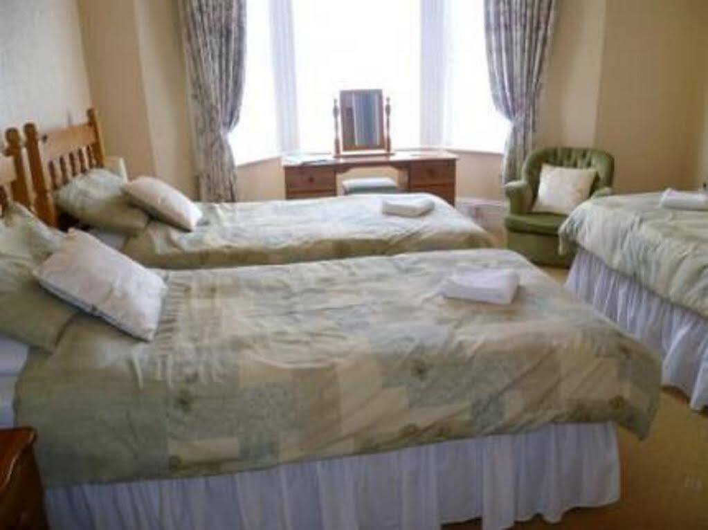 Sandy Bay Guest House Bournemouth Ngoại thất bức ảnh