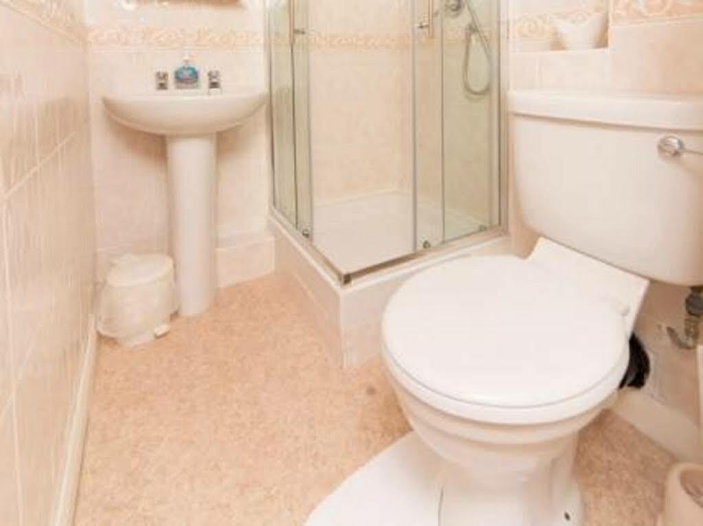 Sandy Bay Guest House Bournemouth Ngoại thất bức ảnh